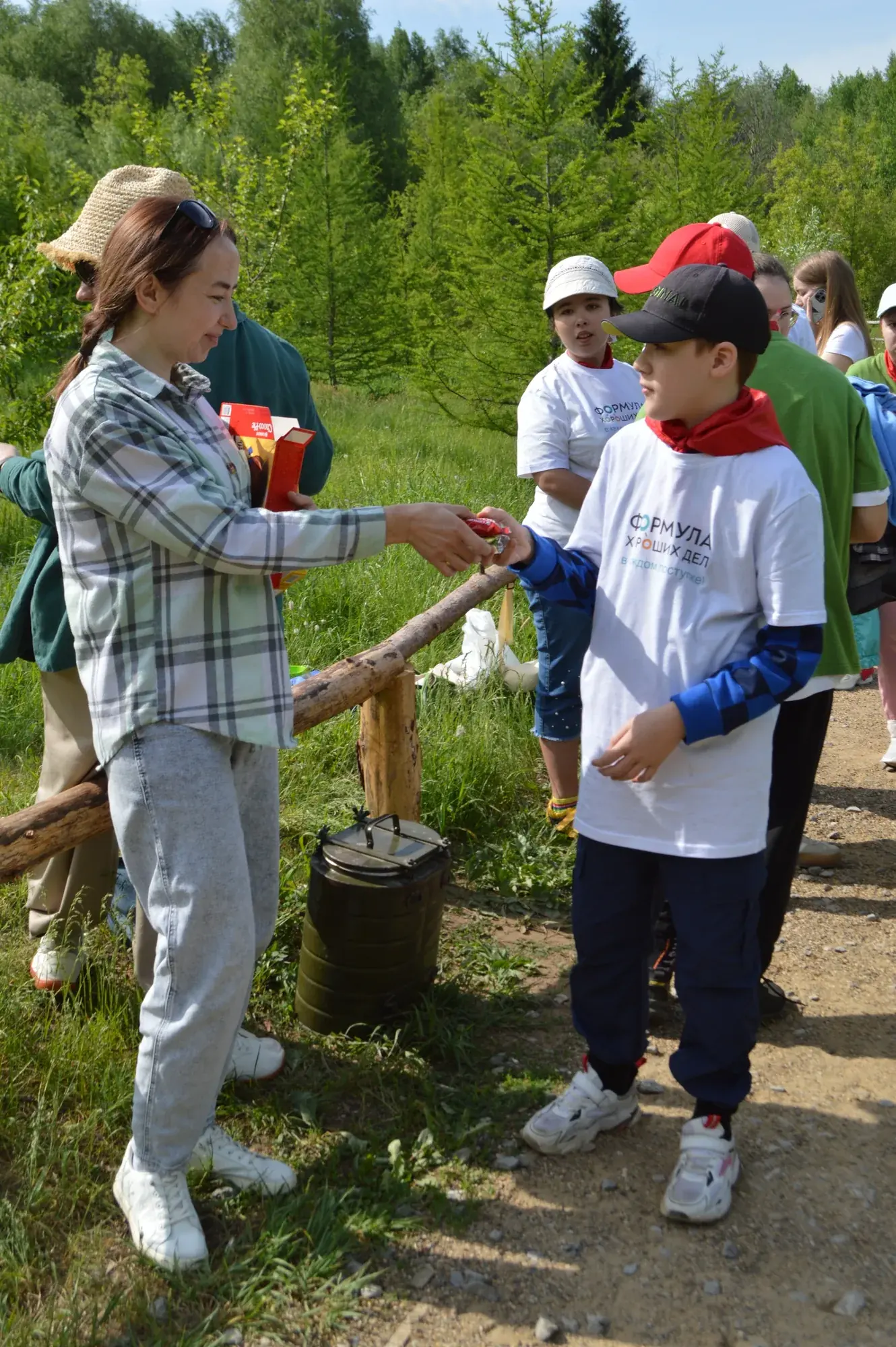 Волонтеры в работе 2