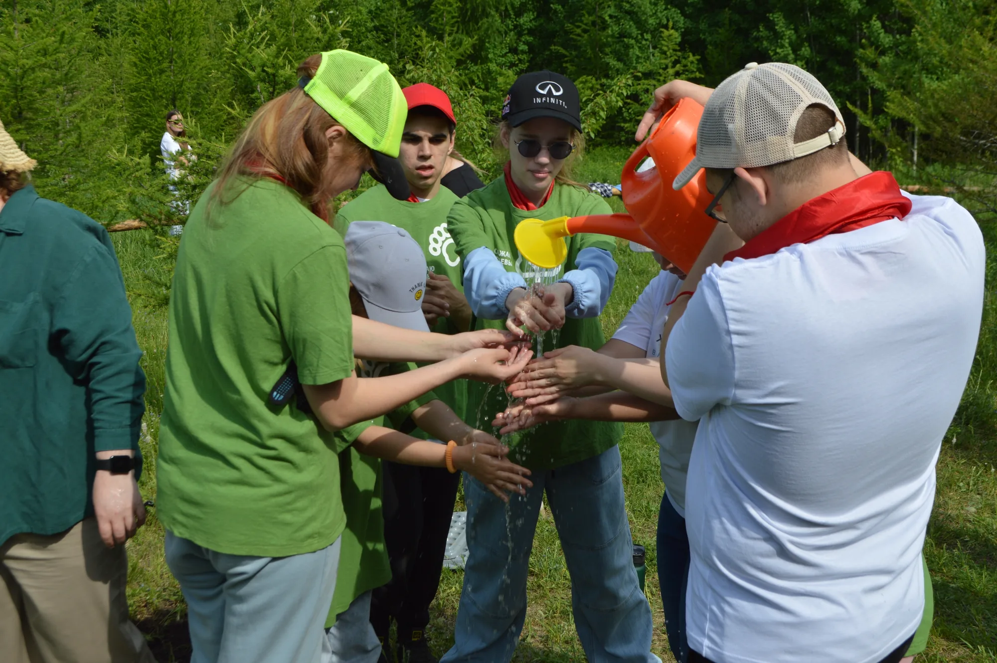 Волонтеры в работе 3